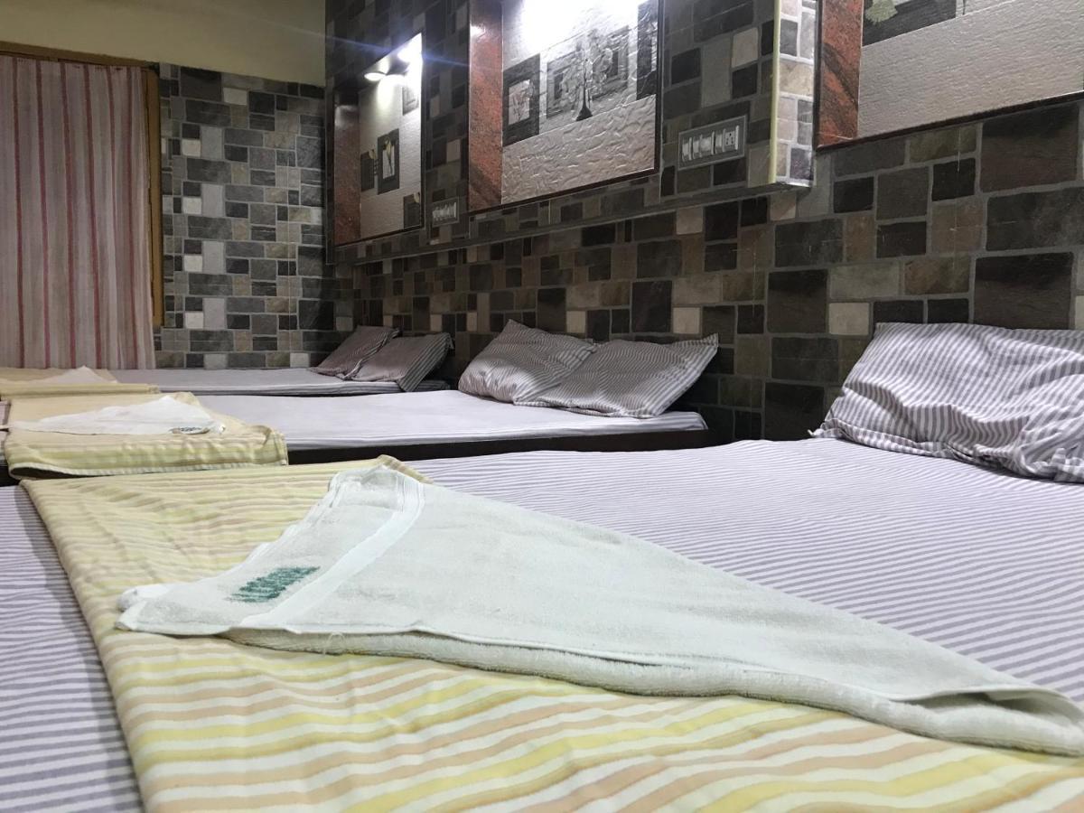 Hotel Rehoboth Kanyakumari Bagian luar foto