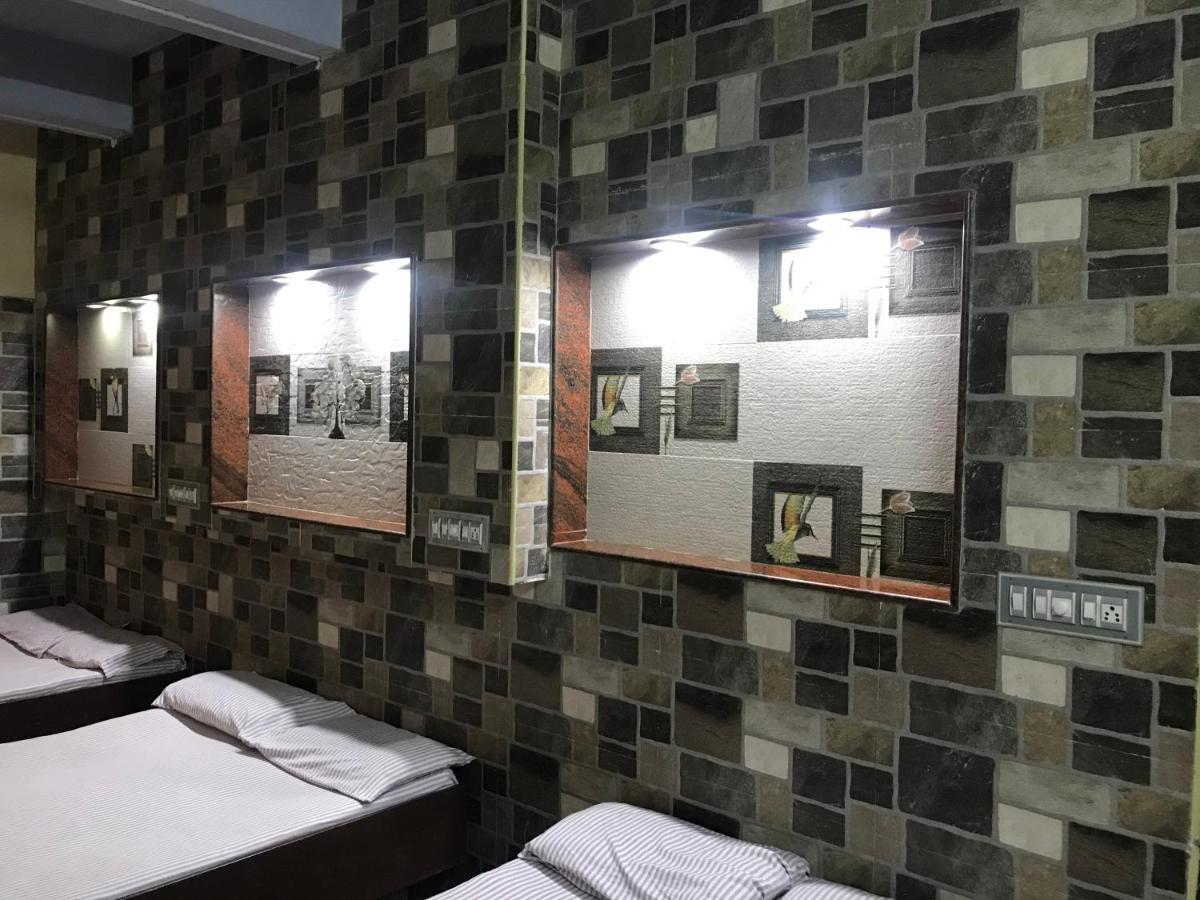 Hotel Rehoboth Kanyakumari Bagian luar foto